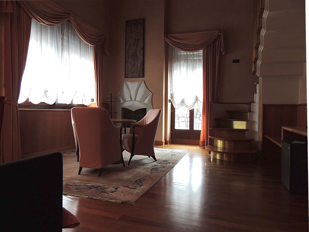 Grand Hotel Astoria Лавароне Экстерьер фото