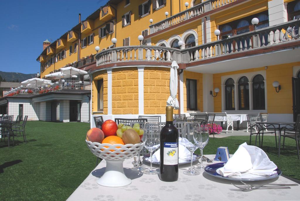 Grand Hotel Astoria Лавароне Экстерьер фото