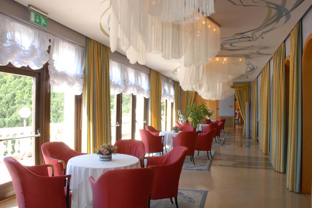Grand Hotel Astoria Лавароне Экстерьер фото